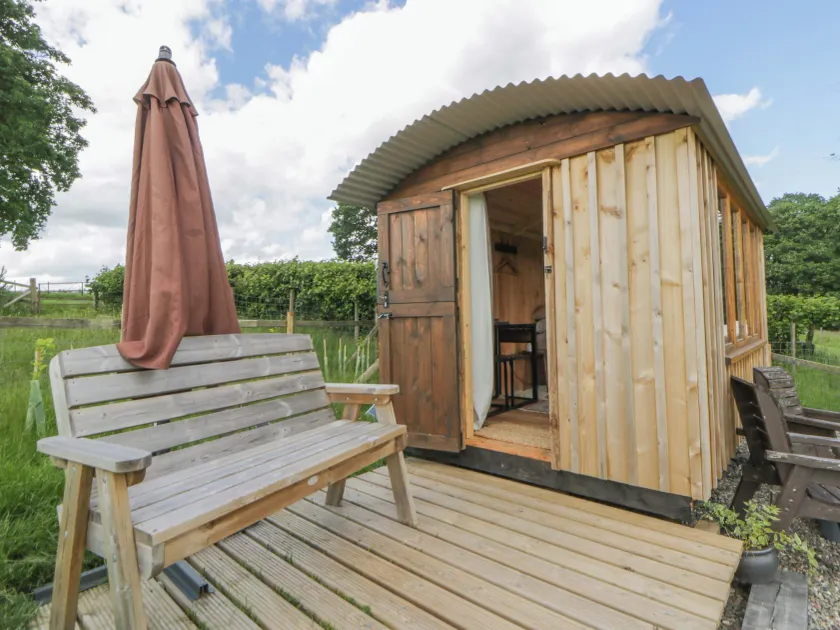 The Little Shepherds Hut With a View - Image 1