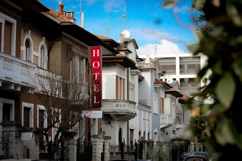 Hotel RossoVino Milano - Image 1