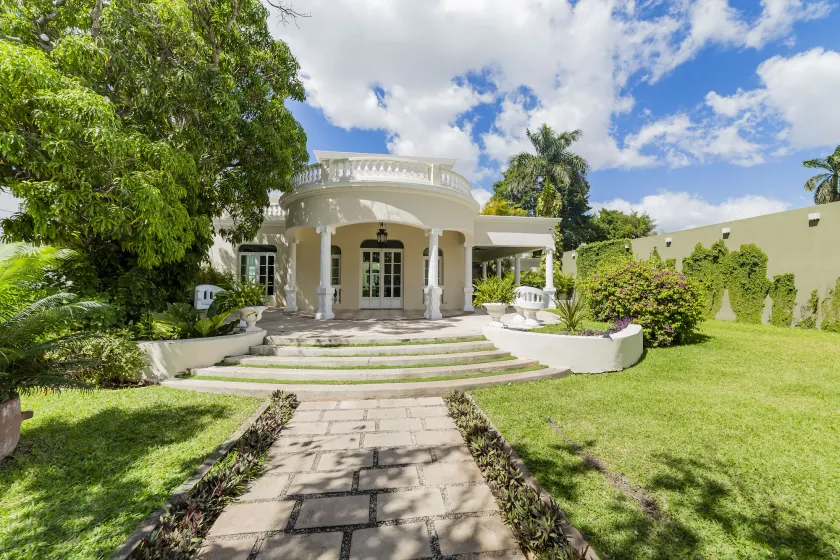 Delfina Boutique Hotel - Image 1
