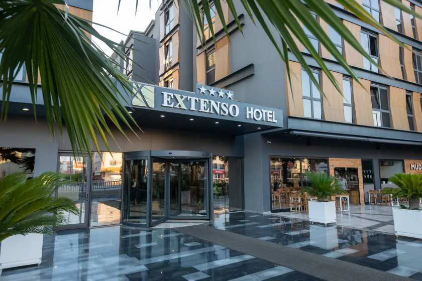 Extenso Hotel - Image 1