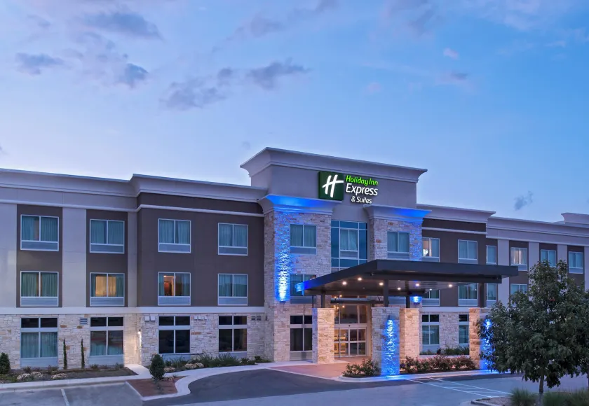 Holiday Inn Express & Suites Austin NW - Four Points by IHG - Image 1