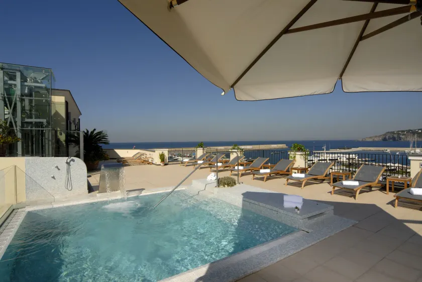 Hotel Villa Carolina - Image 1