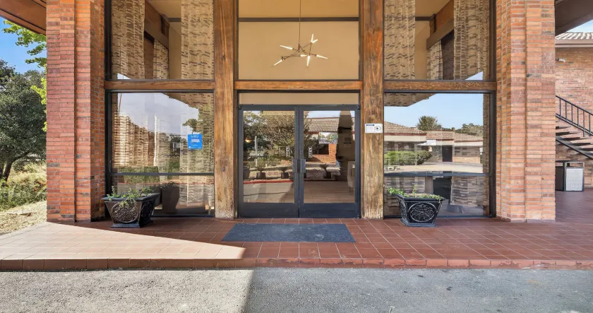 Best Western Amador Inn - Image 1