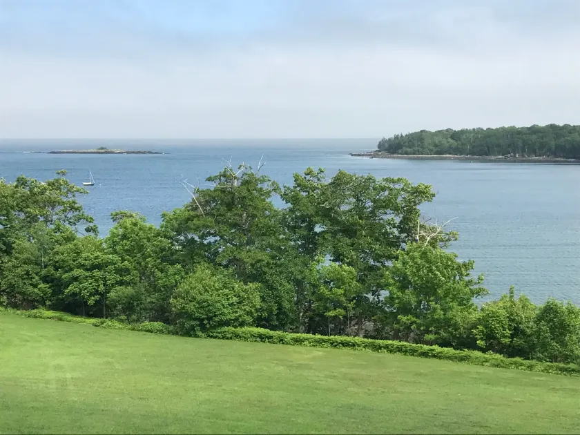 Ledges By the Bay - Image 1