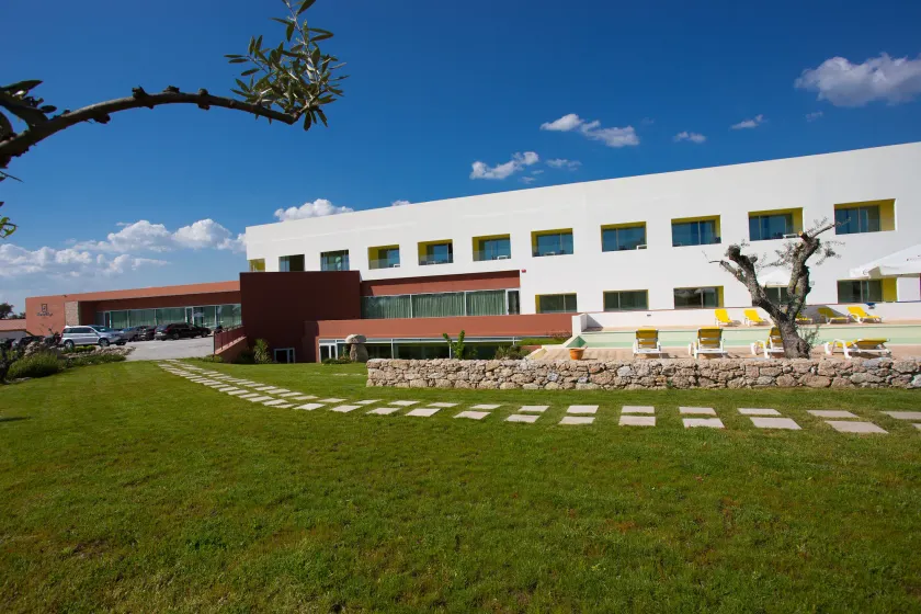 Monte Filipe Hotel - Image 1