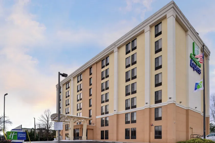 Holiday Inn Express Hunt Valley by IHG - Image 1