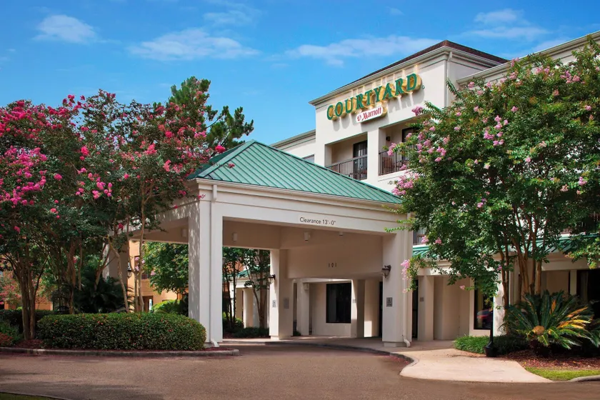 Courtyard by Marriott Covington / Mandeville - Image 1