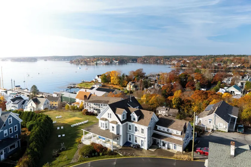 Topside Inn - Image 1