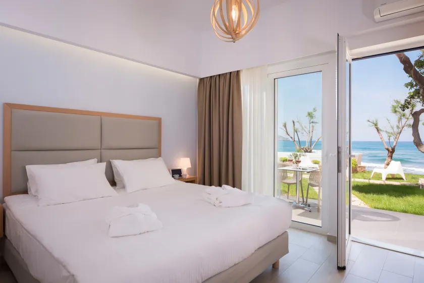 Hermes Beach Front - Image 1