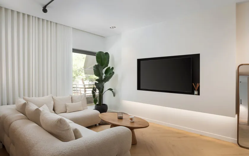 Athenian Riviera Stunning Residence - Image 1