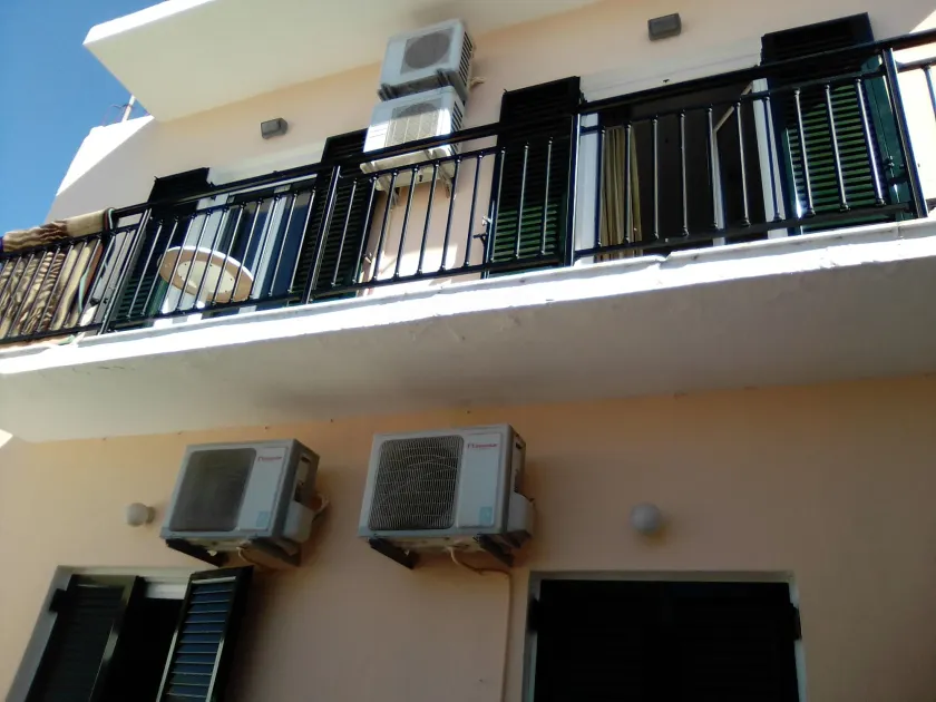 Georgia Beach Apartments - Image 1