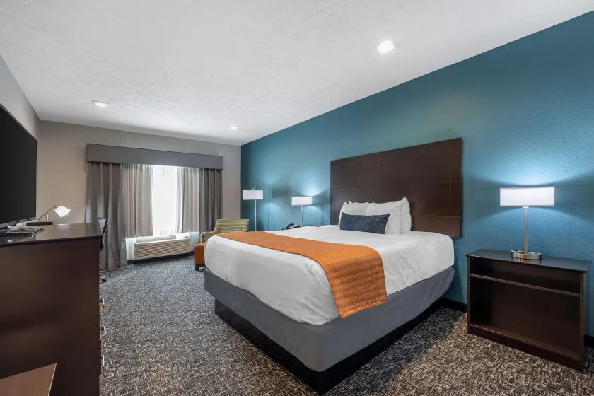 Best Western Plus Owensboro - Image 1