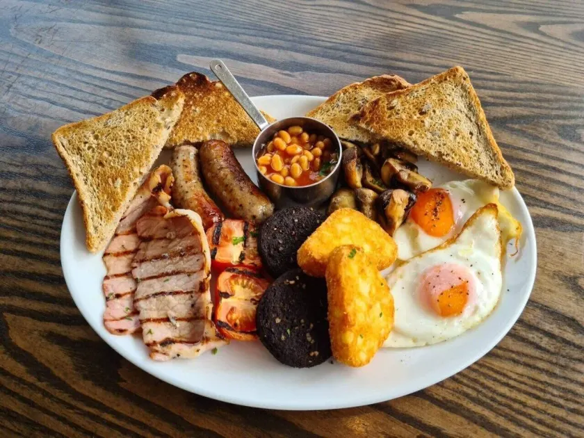 The Woolpack Inn Islip - Image 1