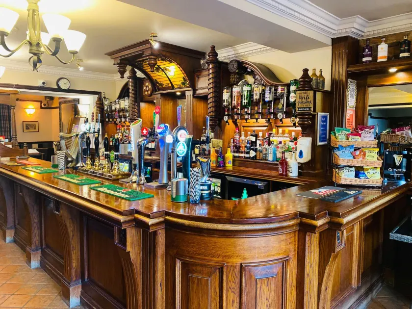 The Oaks Hotel - Image 1