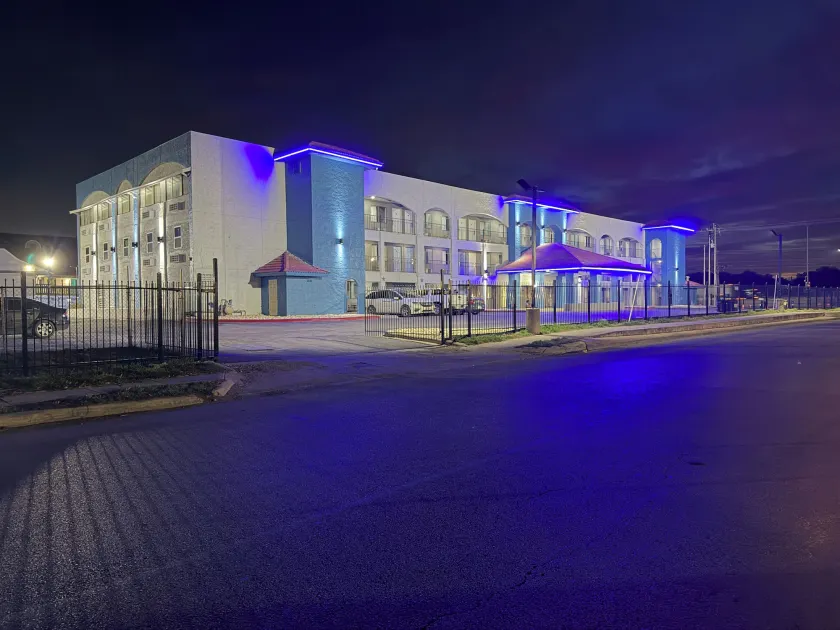 Baymont by Wyndham San Antonio Northeast - Image 1