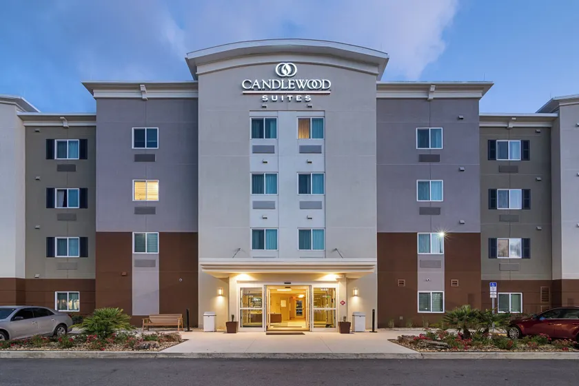 Candlewood Suites Pensacola - University Area by IHG - Image 1