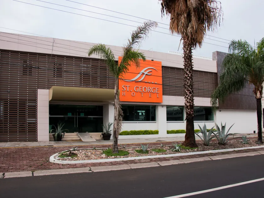 Hotel St. George - Image 1