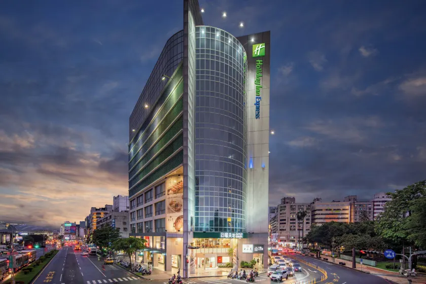 Holiday Inn Express Taichung Station by IHG - Image 1