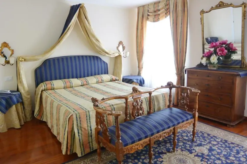 Hotel San Zulian - Image 1