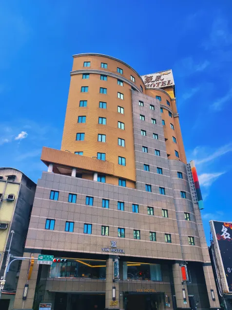 Via Hotel Breeze - Image 1