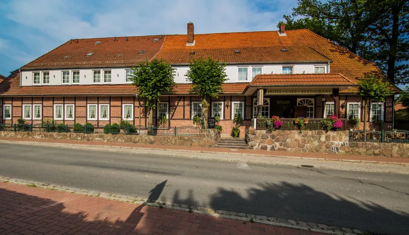 Hotel Acht Linden - Image 1