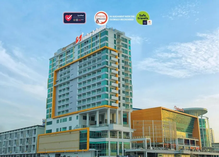 Swiss-Belhotel Balikpapan - Image 1