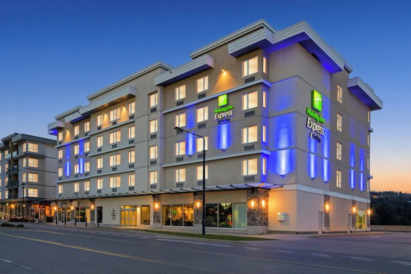 Holiday Inn Express & Suites Victoria-Colwood by IHG - Image 1
