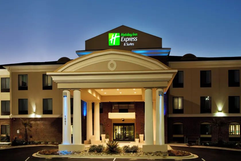 Holiday Inn Express Hotel & Suites Picayune by IHG - Image 1