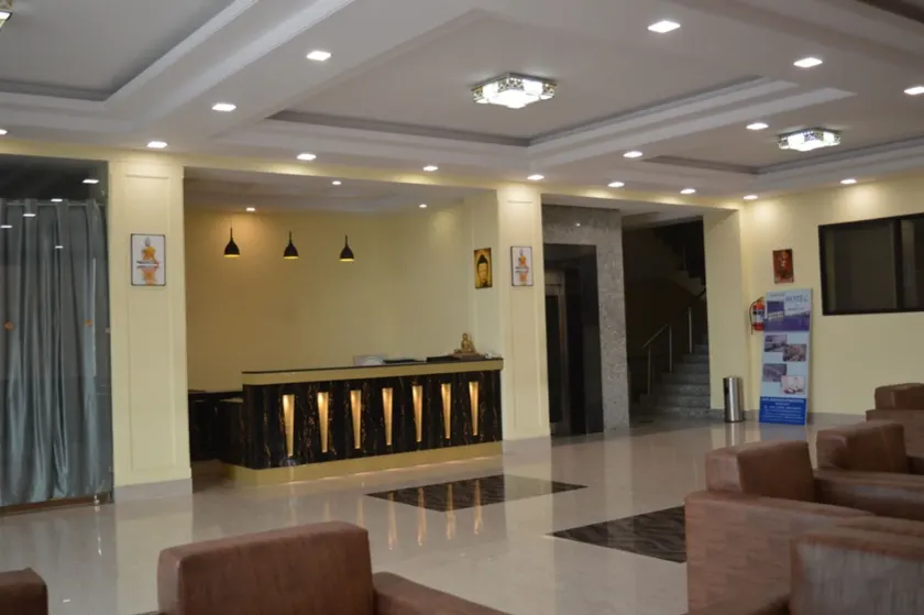 Hotel Sravasti Residency - Rezeption