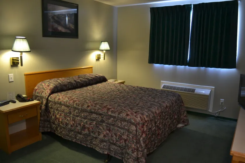 4 Pines Motel - Room