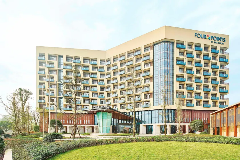 Four Points by Sheraton Chengdu, Pujiang Resort - Image 1