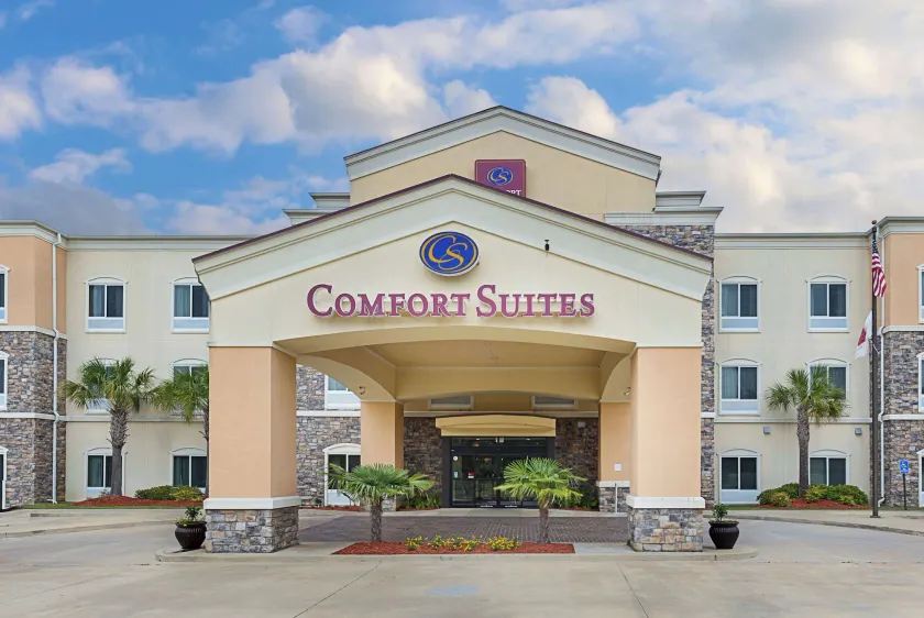Comfort Suites Leesville near Fort Johnson - Image 1