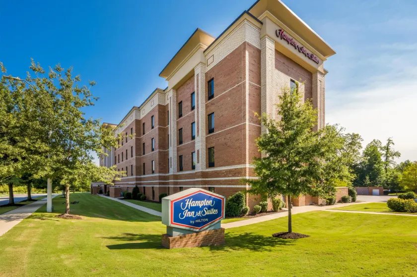 Hampton Inn & Suites Knightdale Raleigh - Image 1