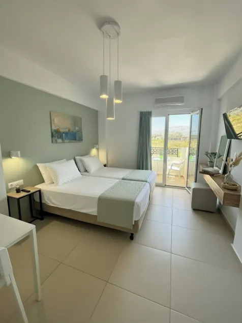 Kostas Apartments - Image 1