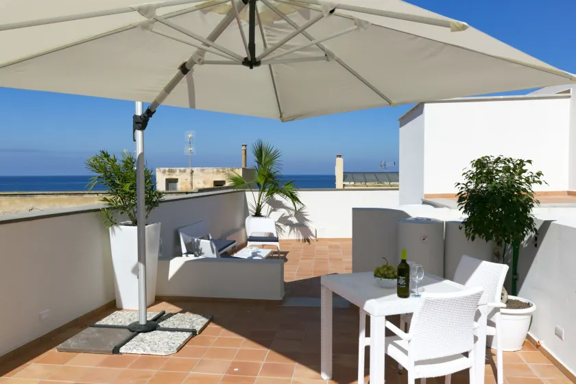 ZIBIBBO SUITES & ROOMS - Aparthotel in Centro Storico a Trapani - Image 1