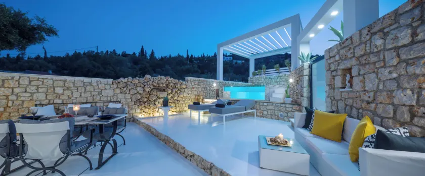 Villa adaptée aux familles avec jardin, terrasse et piscine privée | Vue montagne | Avec animaux acceptés - Image 1
