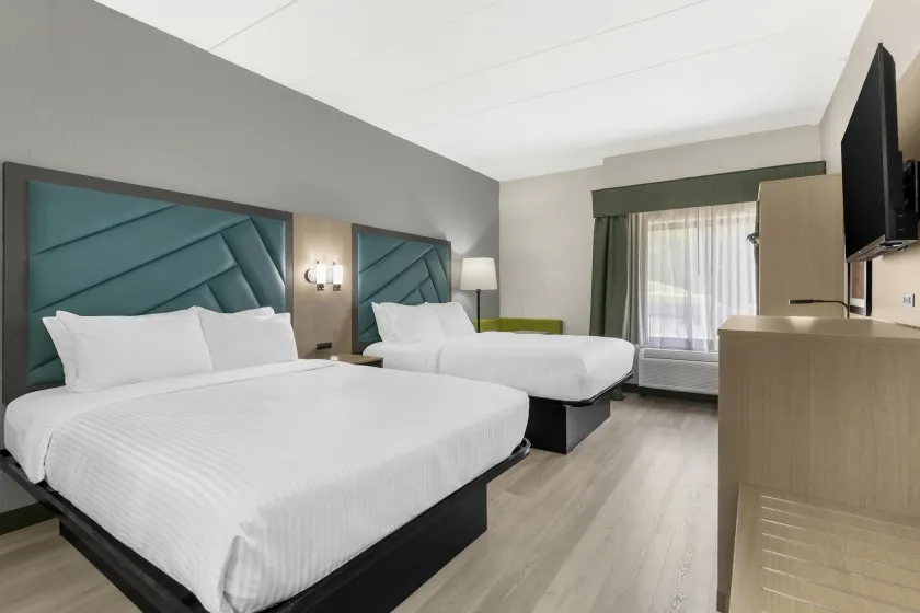 Best Western Eagles Inn - Image 1