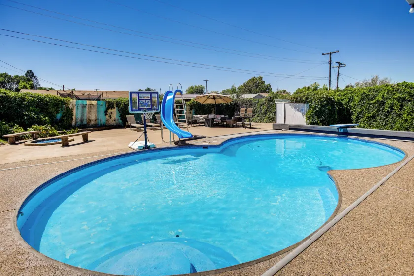 4 Mi to Downtown Ogden: Home w Pool Access - Image 1