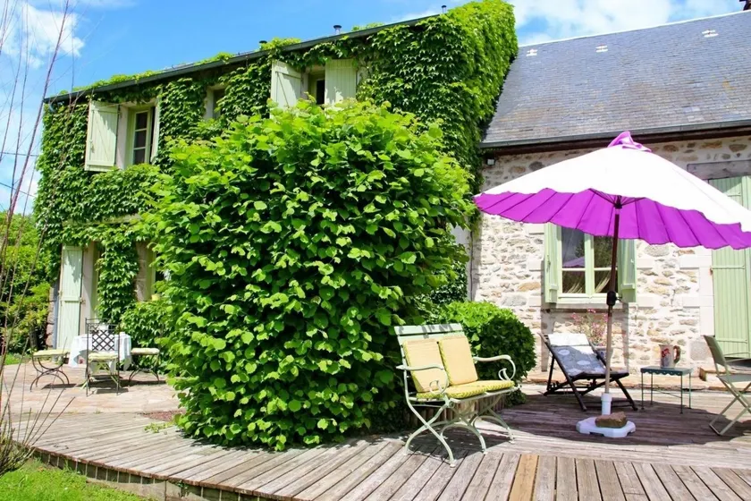 Chez Claire - Image 1