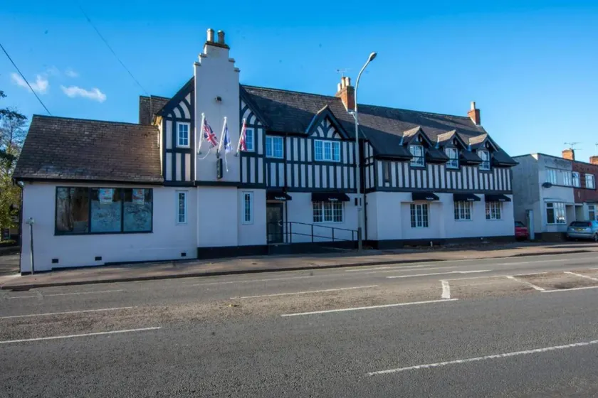 Abbey Hotel - Image 1
