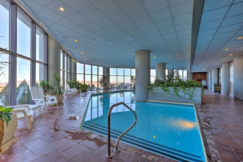 Sugar Top Resort Condo w/ Indoor Pool: 3 Mi to Ski - Innvendig