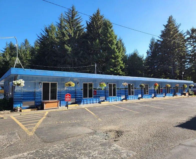 Plainview Motel - Image 1