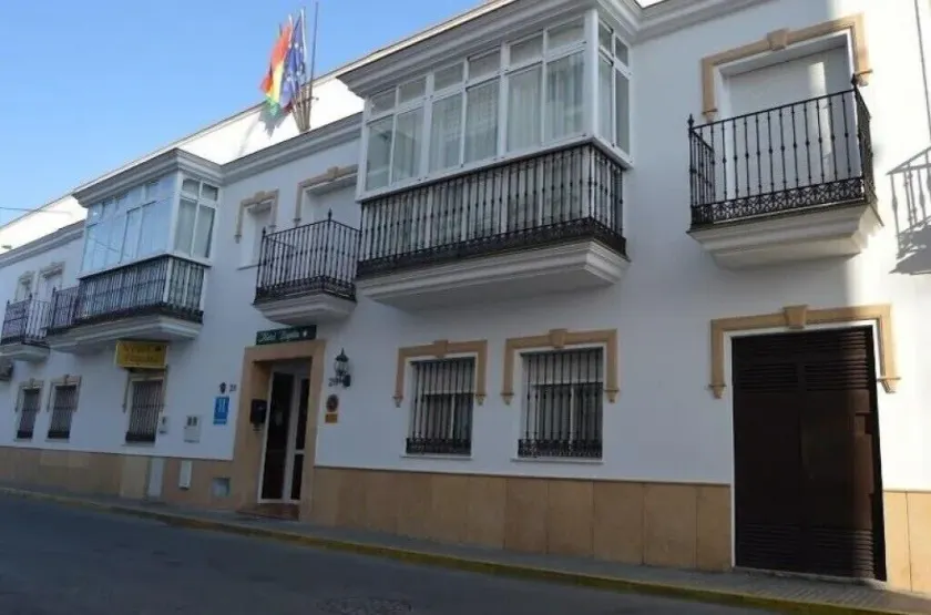HOTEL Paquita - Image 1