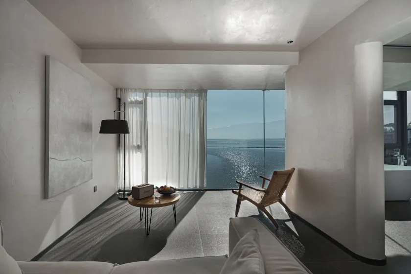 Mangshu Taotangzhiqiu Seaview Hotel - Image 1