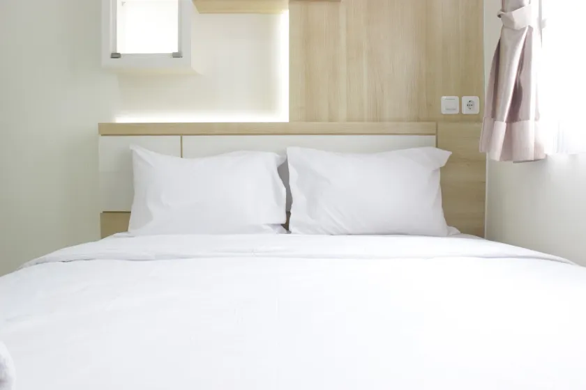 Stylish & Cozy 2BR at Gateway Pasteur near Pasteur Exit Toll By Travelio - Image 1
