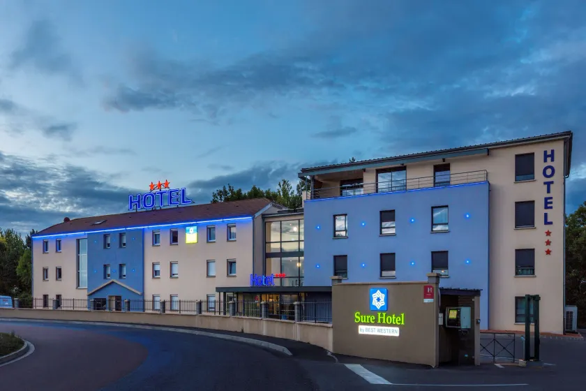 Sure Hotel by Best Western Reims Nord - Image 1