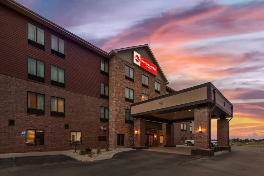Best Western PLUS Casper Inn & Suites - Image 1