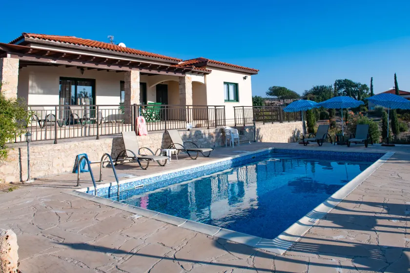 Adonis Villa - Image 1