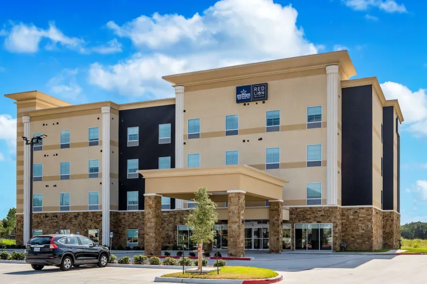 Red Lion Inn & Suites Katy - Image 1
