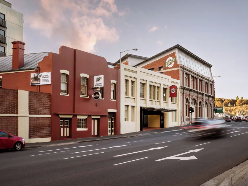 The Old Woolstore Apartment Hotel - Image 1